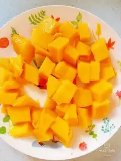 Make Hot coconut milk, west mango, west rice step 2