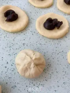 Make Bread with bean sand step 7