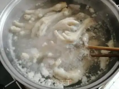 Make lentils, bean, chicken feet soup step 3