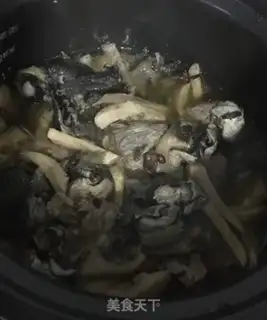 Make Mushroom chicken stew step 17