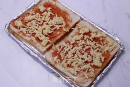 Make Simple pizza step 1