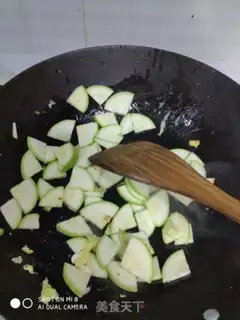 Make Scrambled eggs step 3