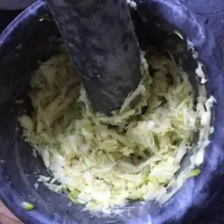 Make Spicy pepper garlic sauce step 2