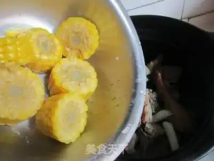 Make Pork soup step 1