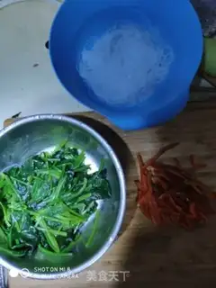Make A spinach chili fan step 3