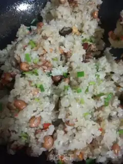 Make A simple version of Qi Po fried rice step 12