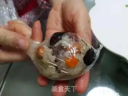 Make A simple version of Qi Po fried rice step 14