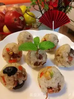 Make A simple version of Qi Po fried rice step 15