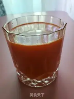 Make Fresh carrot juice step 4