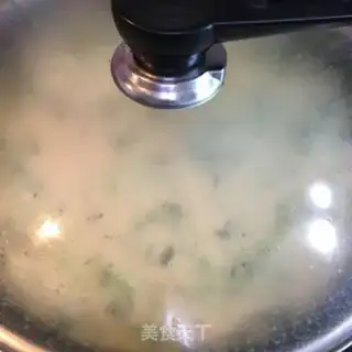 Make A broccoli eggcake step 8