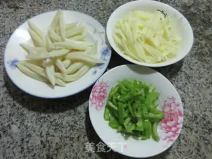 Make Blue pepper potato and pasta step 0