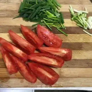 Make Tomato beef noodles step 1
