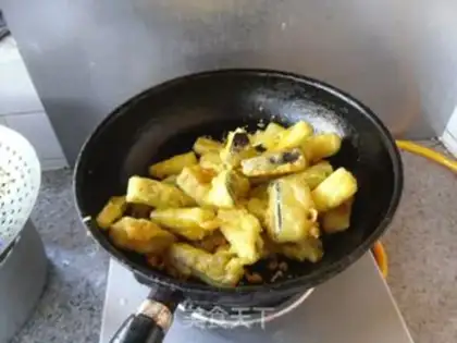 Make Garlic fries step 10