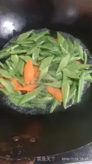 Make Pork fried lentils step 2