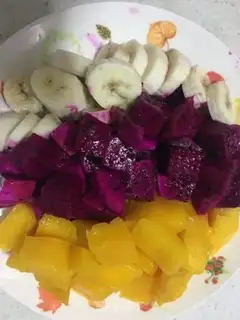 Make A salad sauce with fruit step 2