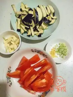 Make Grinded tomatoes step 1