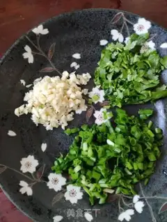 Make Hot spicy vegetable noodles step 0