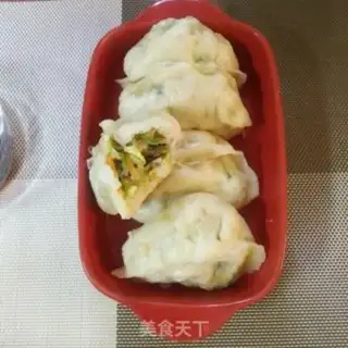 Make Egg horns, guacamole step 12