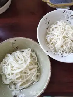 Make Hot spicy vegetable noodles step 3