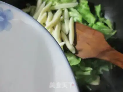 Make The mackerel and pasta step 3