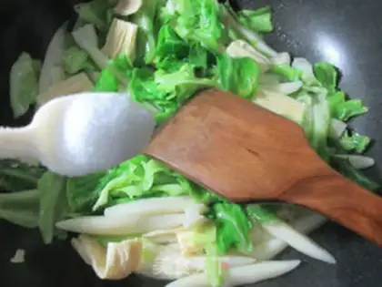 Make The mackerel and pasta step 5