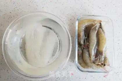 Make Garlic fan steamed shrimp step 0