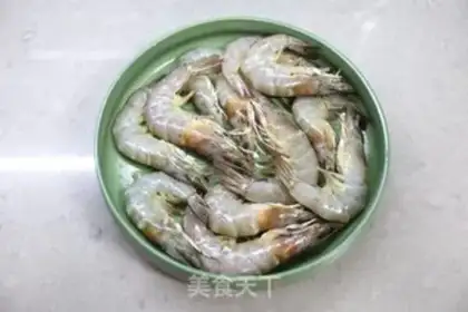 Make Smelt shrimp soup step 0