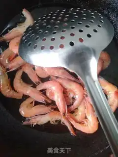 Make Delicious dried shrimp step 2