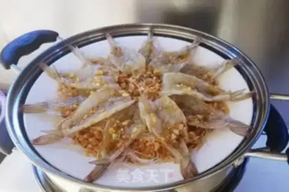 Make Garlic fan steamed shrimp step 11