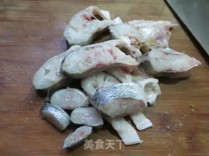 Make Fried sea bass step 1