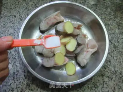 Make Fried sea bass step 3