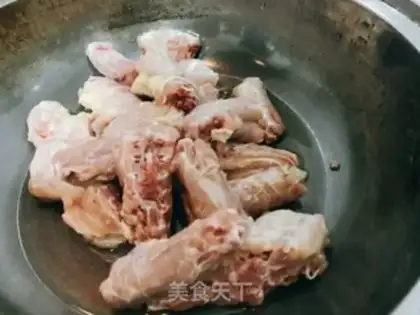 Make Sour chicken claws step 2