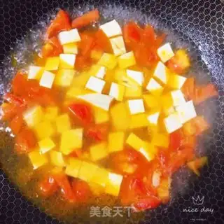 Make Tomatoes and tofu soup step 5