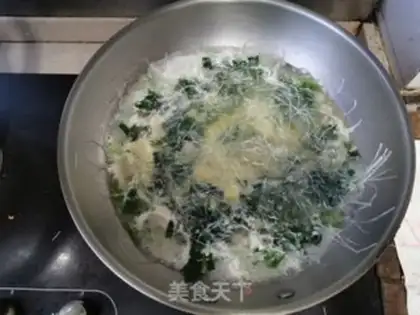 Make Spinach omelet soup step 7