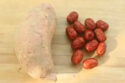 Make Red-tree potato soup step 0