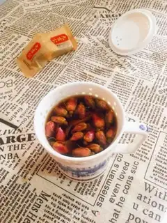 Make Rose sugar ginger tea step 7