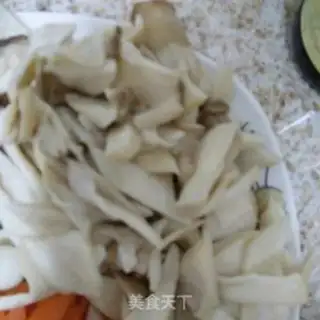 Make A fried chicken leg mushroom step 1