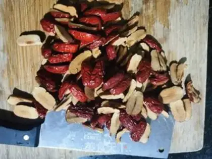 Make "Red-tree nuts." step 1