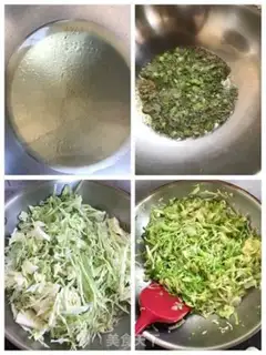 Make Round cabbage egg pancakes step 1