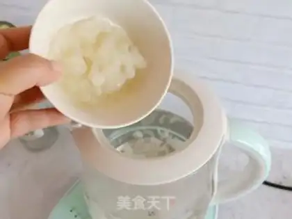 Make Peach soap horns, twig step 3