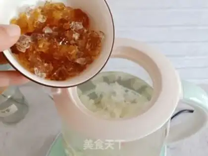 Make Peach soap horns, twig step 4