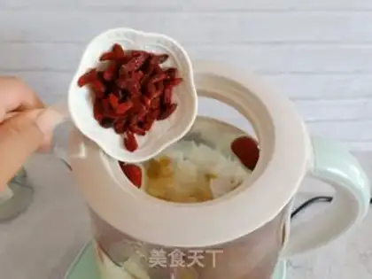 Make Peach soap horns, twig step 6