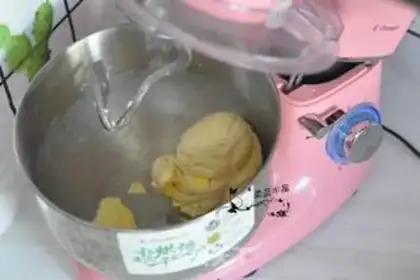 Make raisin toast step 3