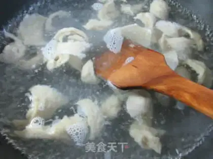 Make Quail eggs and mushrooms step 1