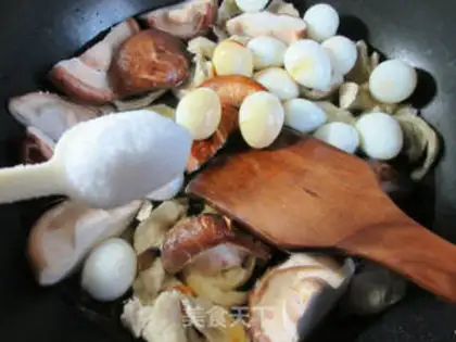 Make Quail eggs and mushrooms step 5