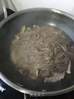 Make Maricuum mushroom noodles step 14