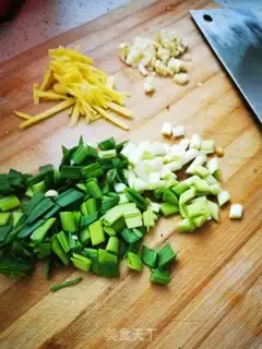 Make Spicy mackerel step 1