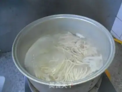 Make Spicy chicken step 1