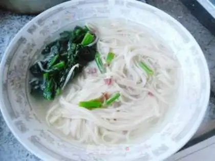 Make Spinach ham hot noodles step 9