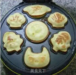 Make A cartoon cake step 12